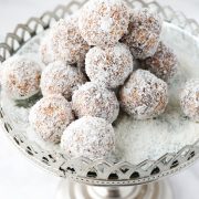 Easy-Quick-Date-Ball-Recipe